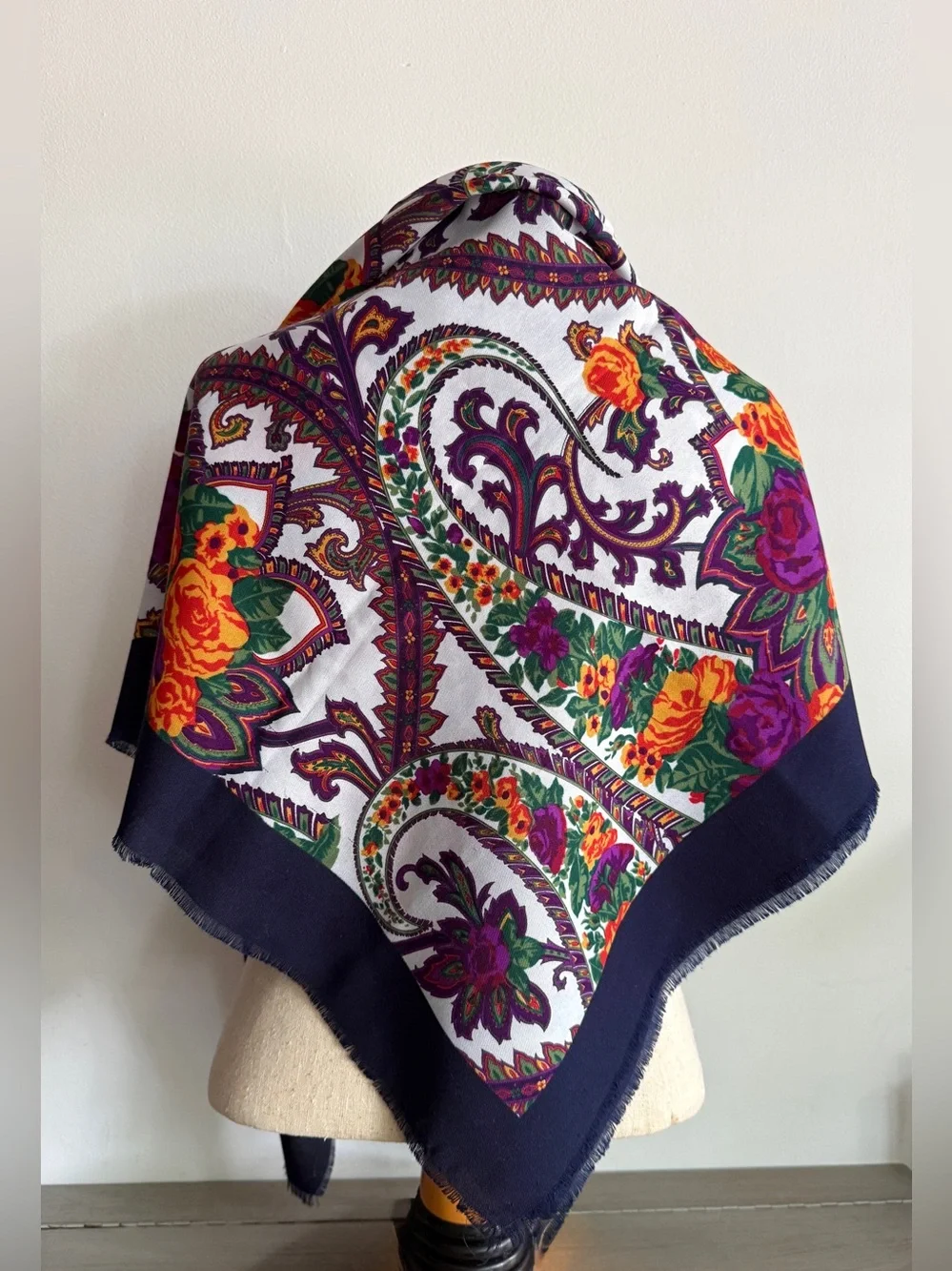 Vintage CHALLIS by Berkshire Floral Paisley Scarf Wrap Navy Multi 45